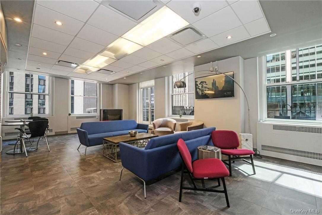 #4 photo, 1270 Avenue of Americas, New York (Manhattan) , NY 10020