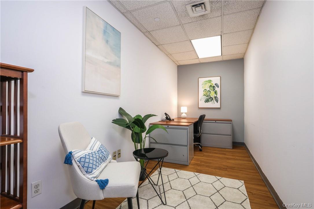 #18 photo, 1350 Avenue of Americas, New York (Manhattan) , NY 10019