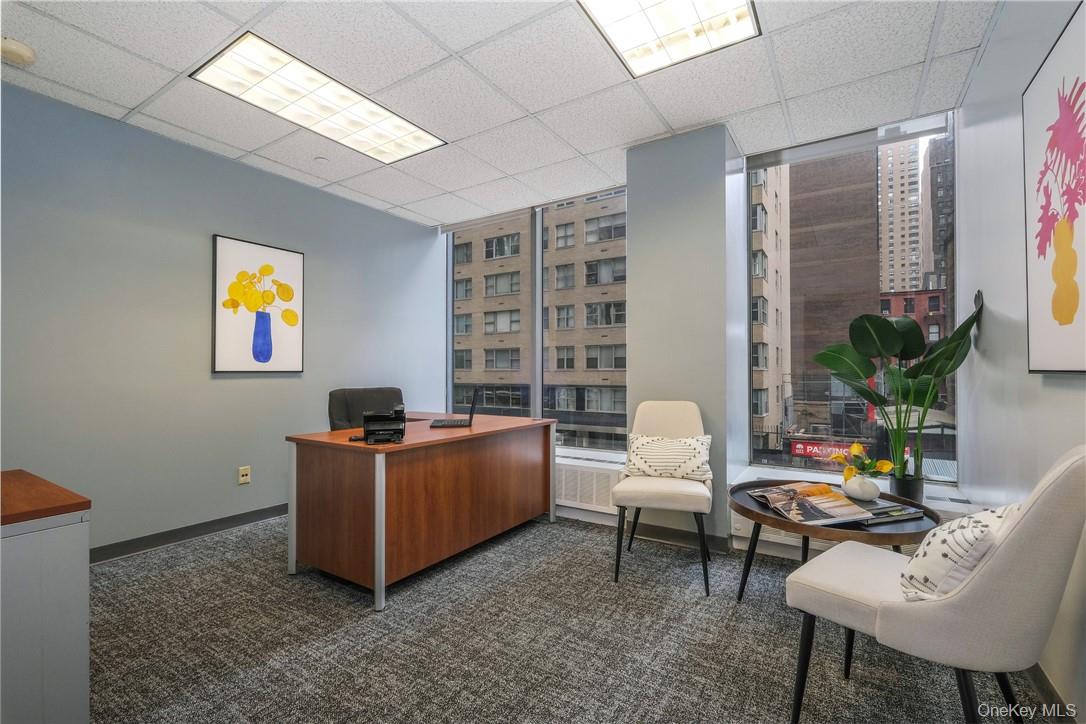 #5 photo, 1350 Avenue of Americas, New York (Manhattan) , NY 10019