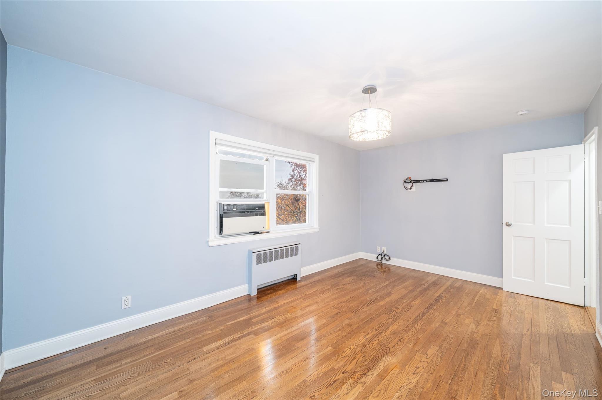 #10 photo, 14 Leewood Circle, Eastchester , NY 10709