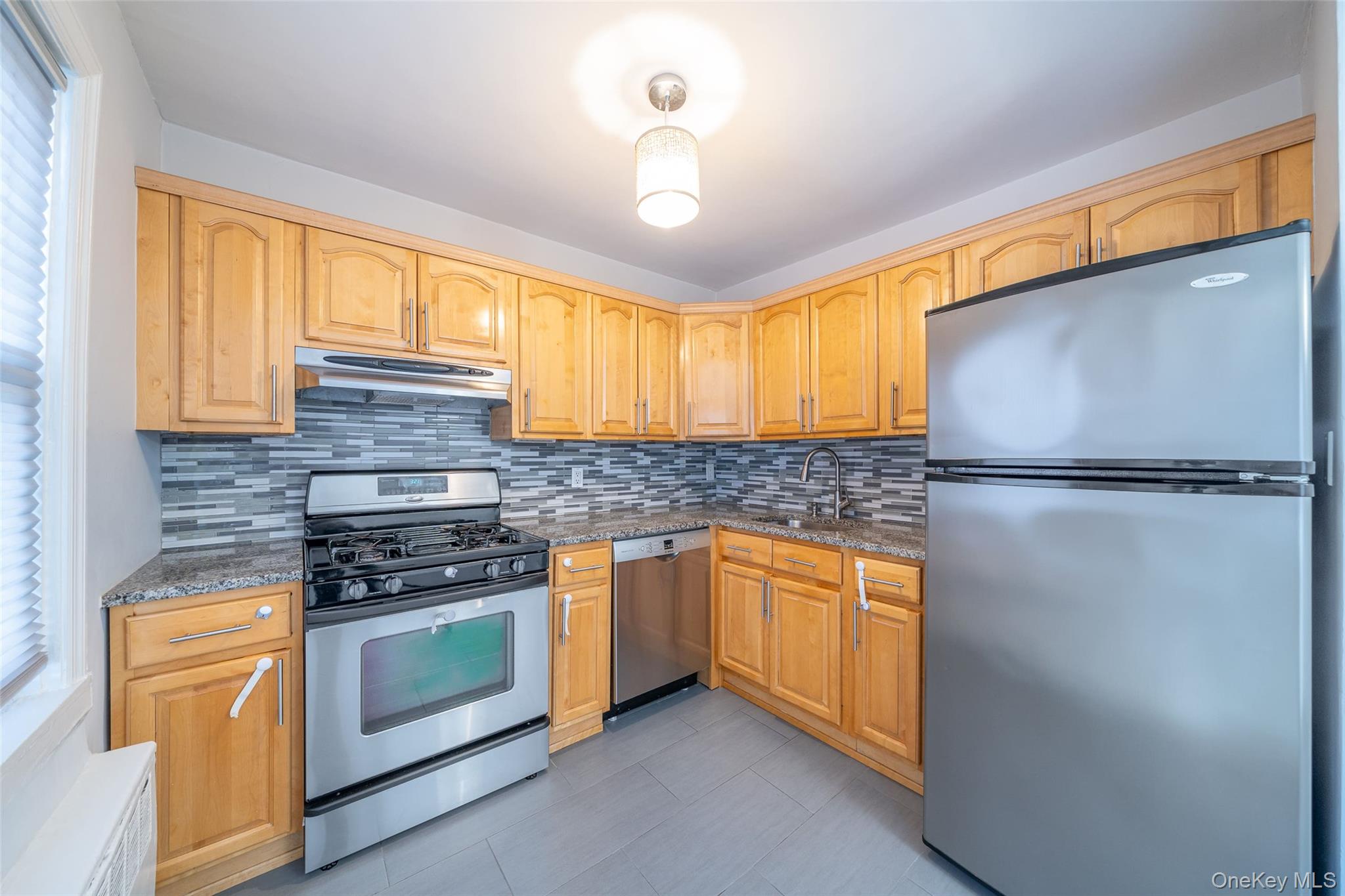 #2 photo, 14 Leewood Circle, Eastchester , NY 10709