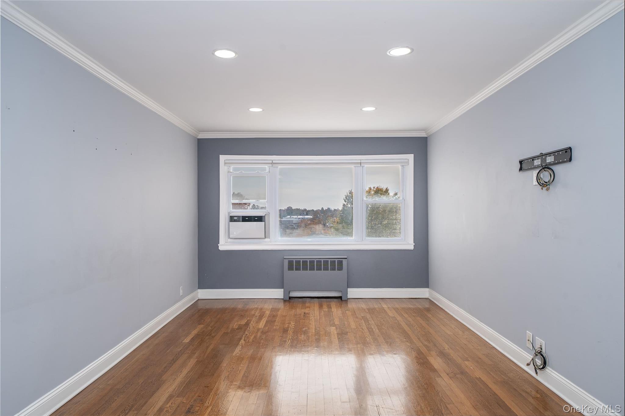 #7 photo, 14 Leewood Circle, Eastchester , NY 10709