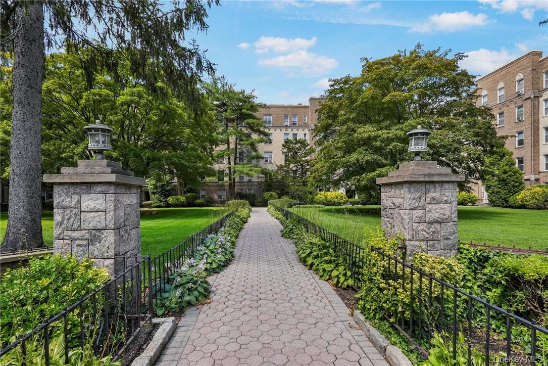 #3 photo, 472 Gramatan Avenue, Mount Vernon , NY 10552