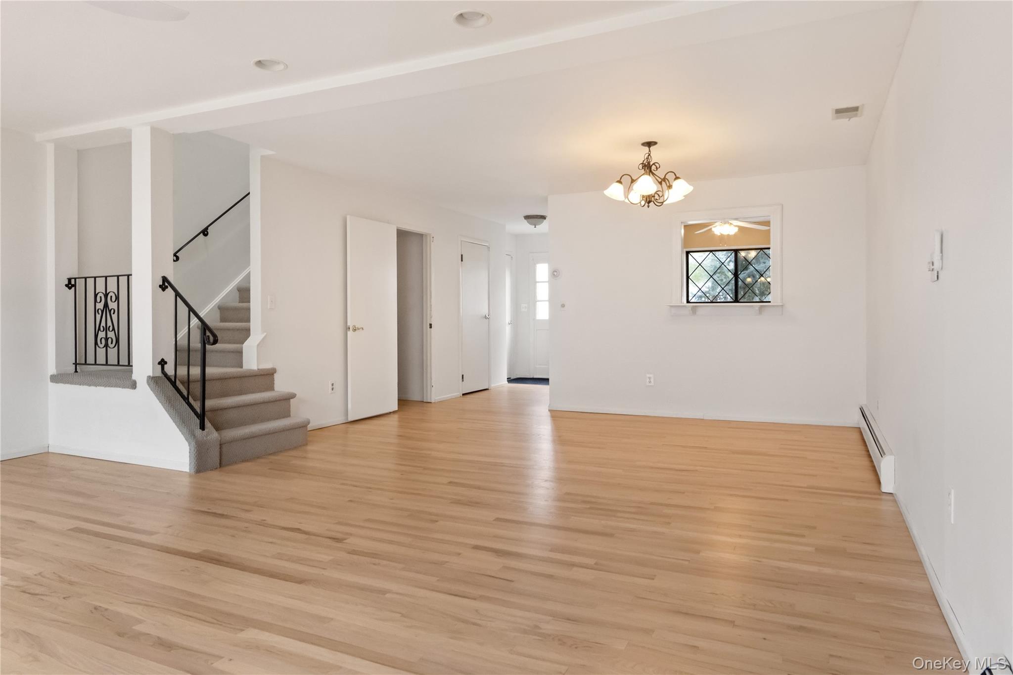 #7 photo, 117 Buckingham Court, Pomona , NY 10970