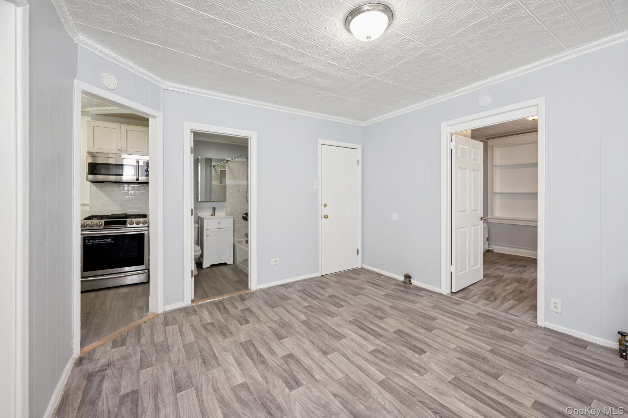 #19 photo, 611 Saint Lawrence Avenue, Bronx , NY 10473