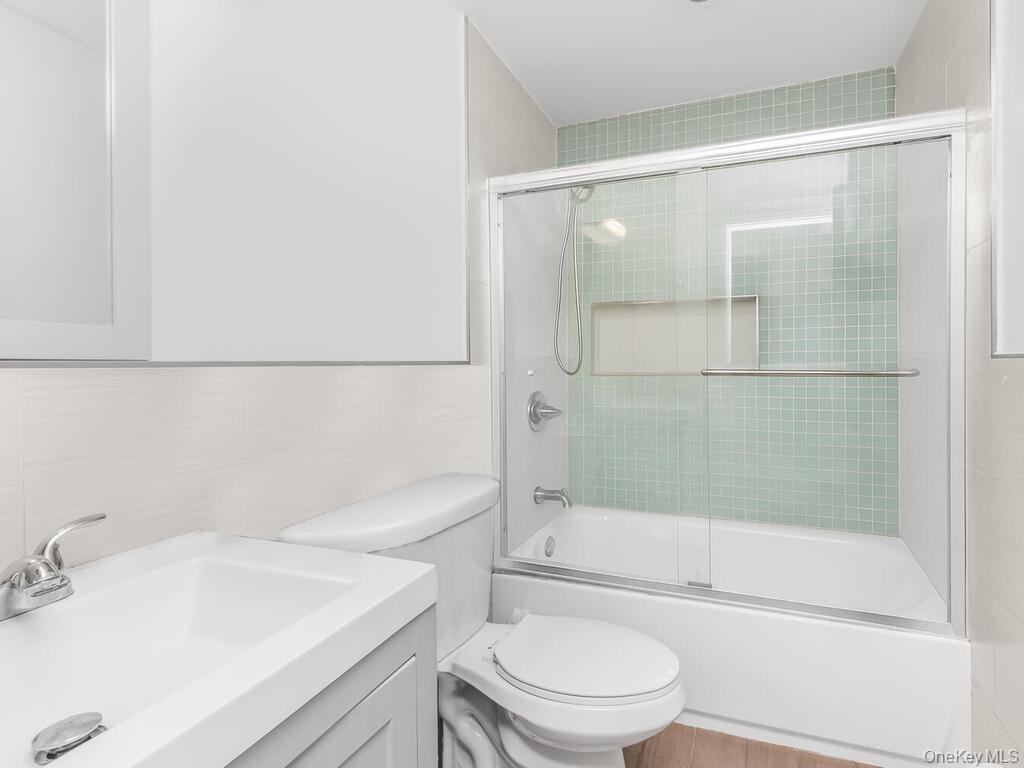 #13 photo, 1029 Kelly Street, Bronx , NY 10459