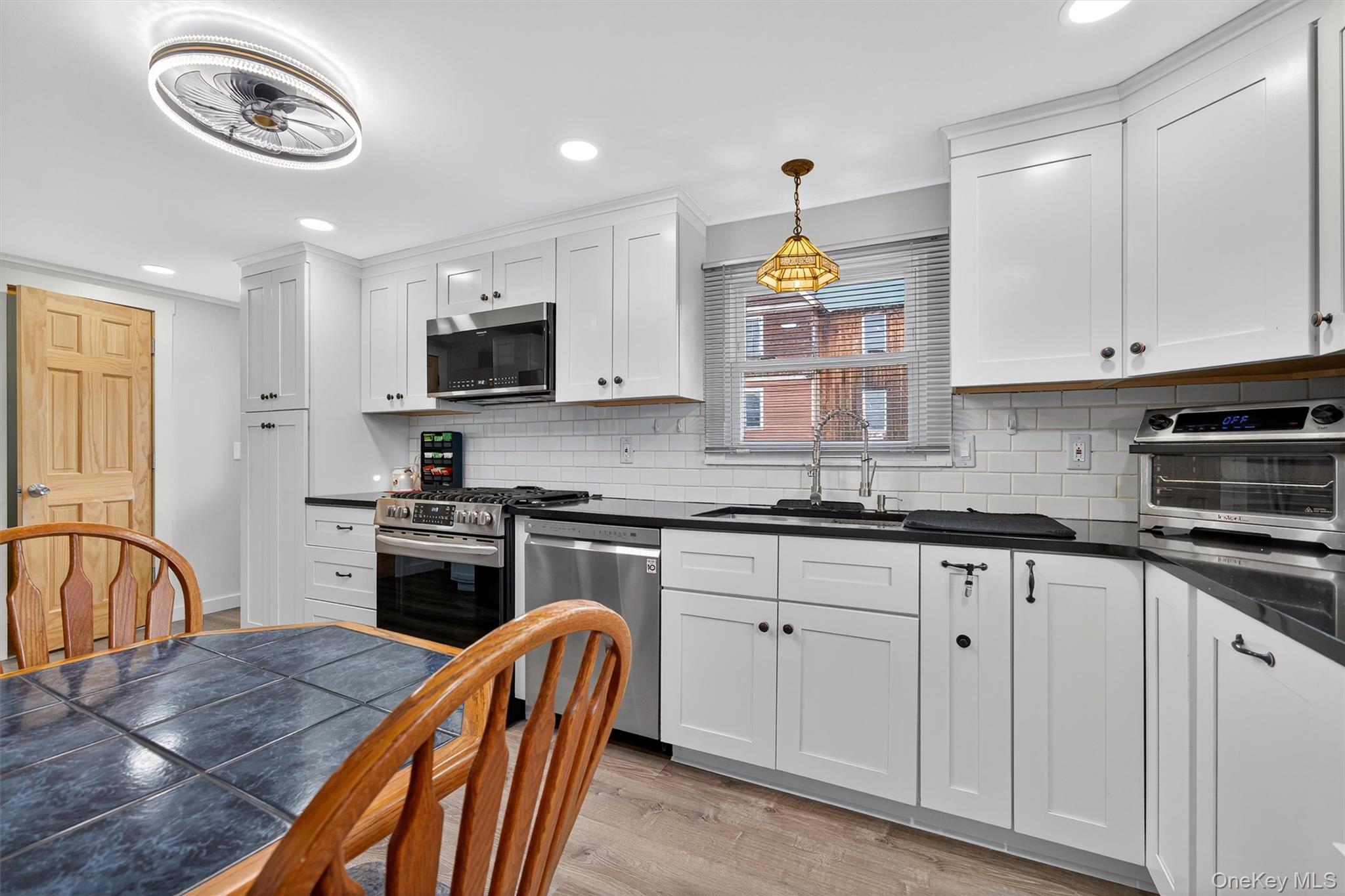 #12 photo, 27-29 W Conkling Avenue, Middletown , NY 10940