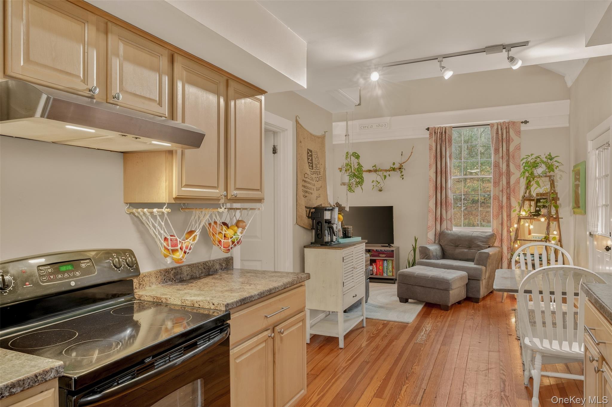 #10 photo, 502 Hill Avenue, Walden , NY 12586