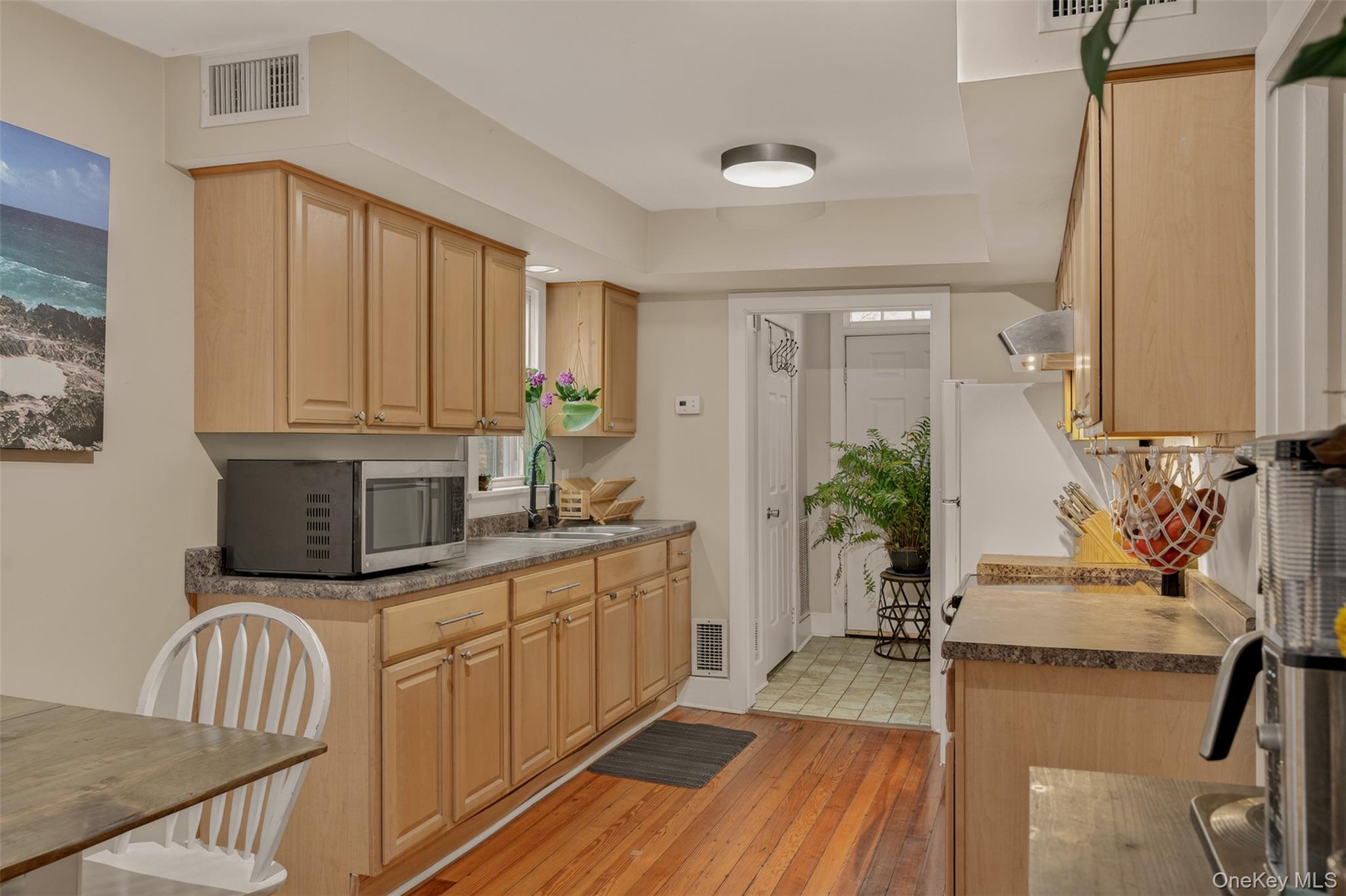 #12 photo, 502 Hill Avenue, Walden , NY 12586