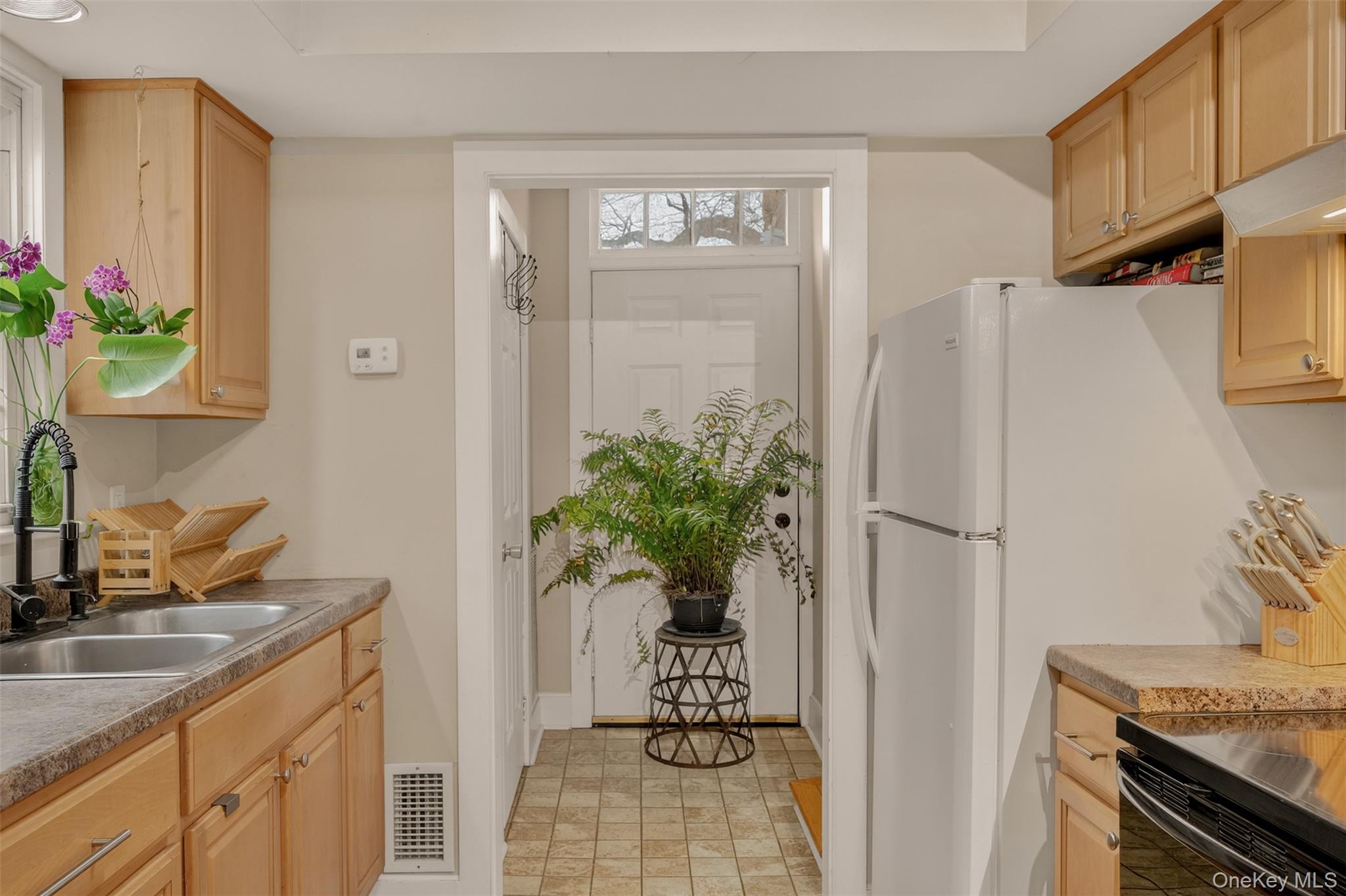 #15 photo, 502 Hill Avenue, Walden , NY 12586