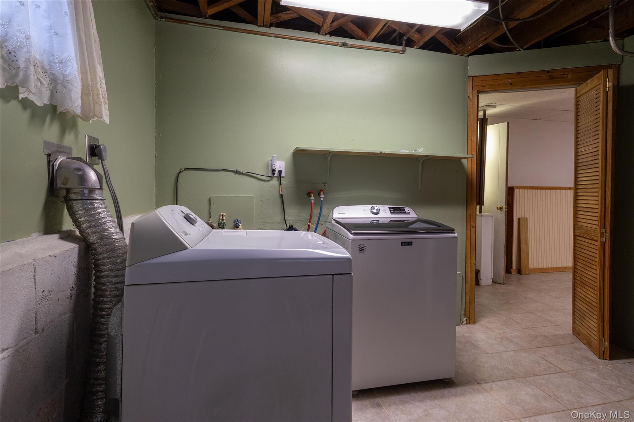 #18 photo, 3763 Briarhill Street, Mohegan Lake , NY 10547