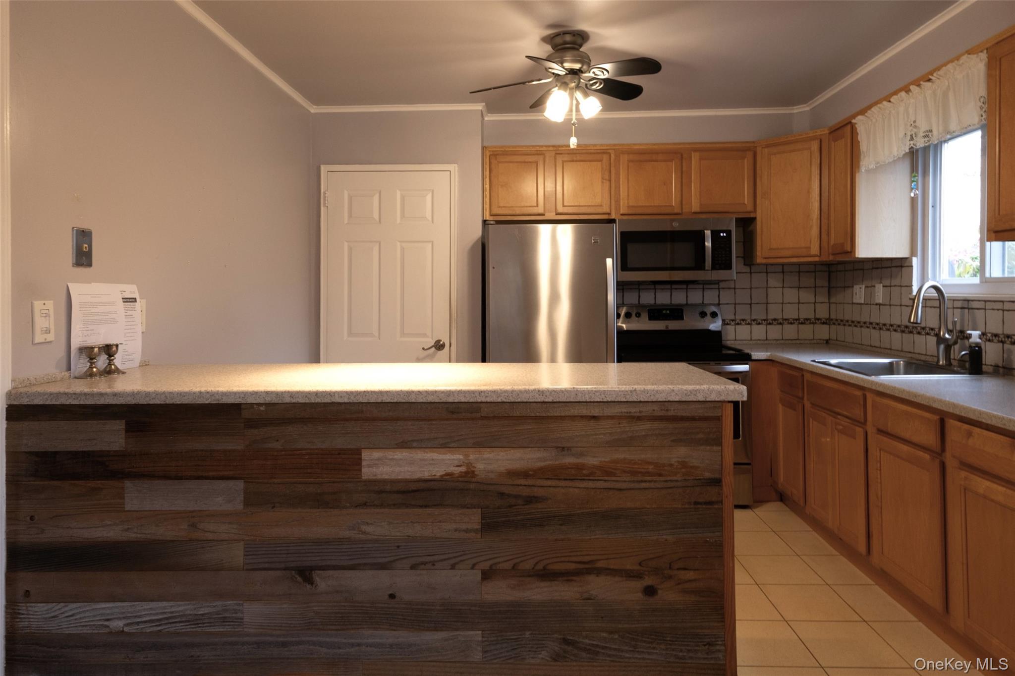 #7 photo, 3763 Briarhill Street, Mohegan Lake , NY 10547