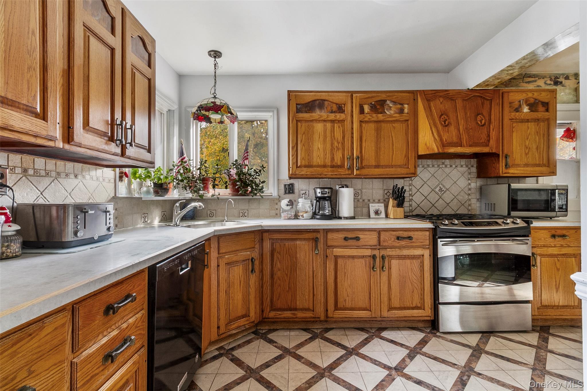 #10 photo, 7 Elsa Avenue, Pleasantville , NY 10570