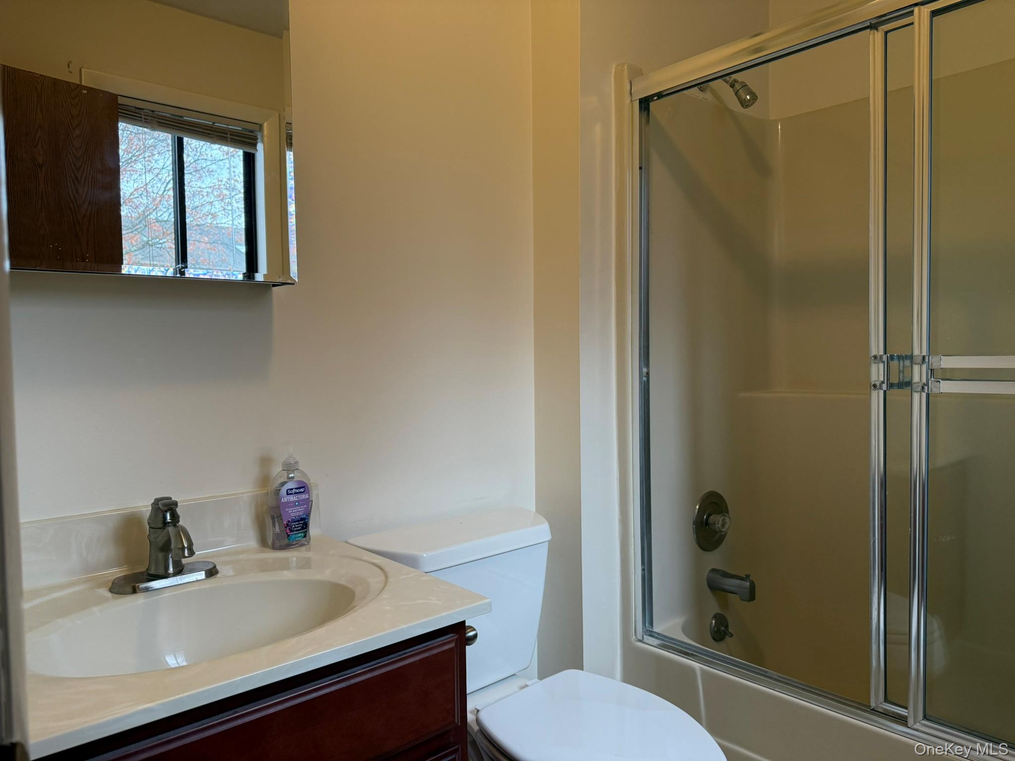 #11 photo, 1 Evan Court, Nanuet , NY 10954