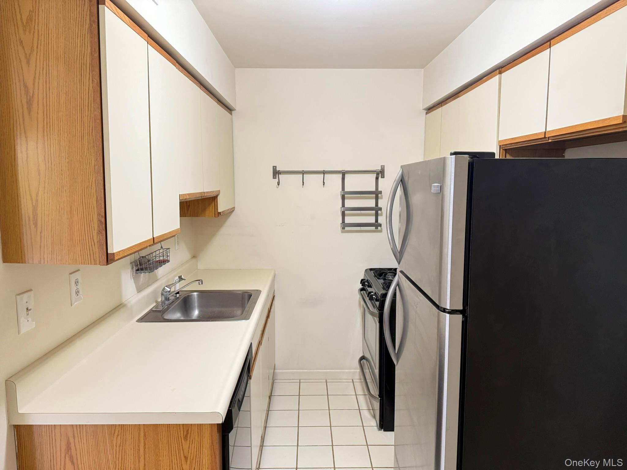 #7 photo, 1 Evan Court, Nanuet , NY 10954