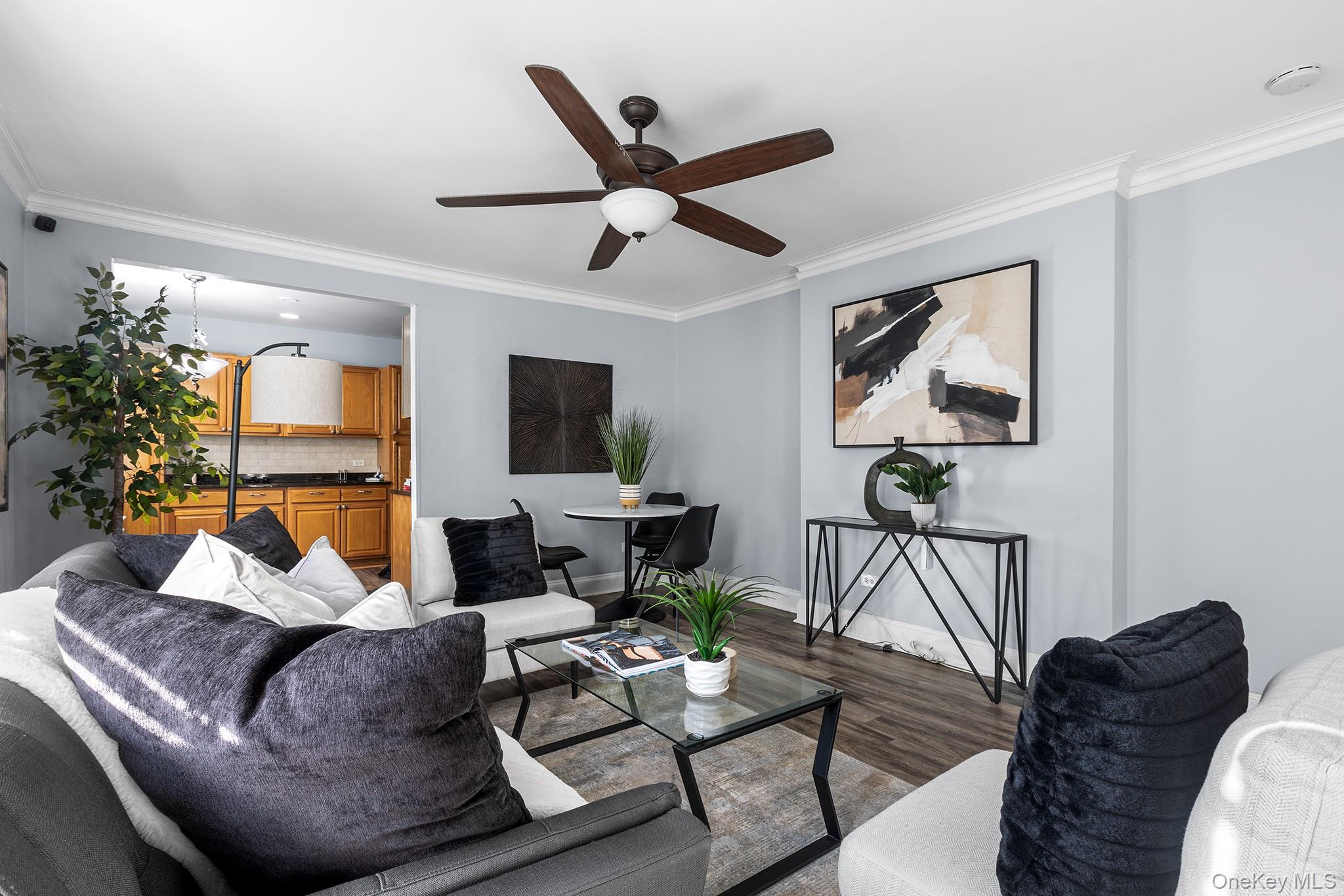 #4 photo, 20 N Broadway, White Plains , NY 10601