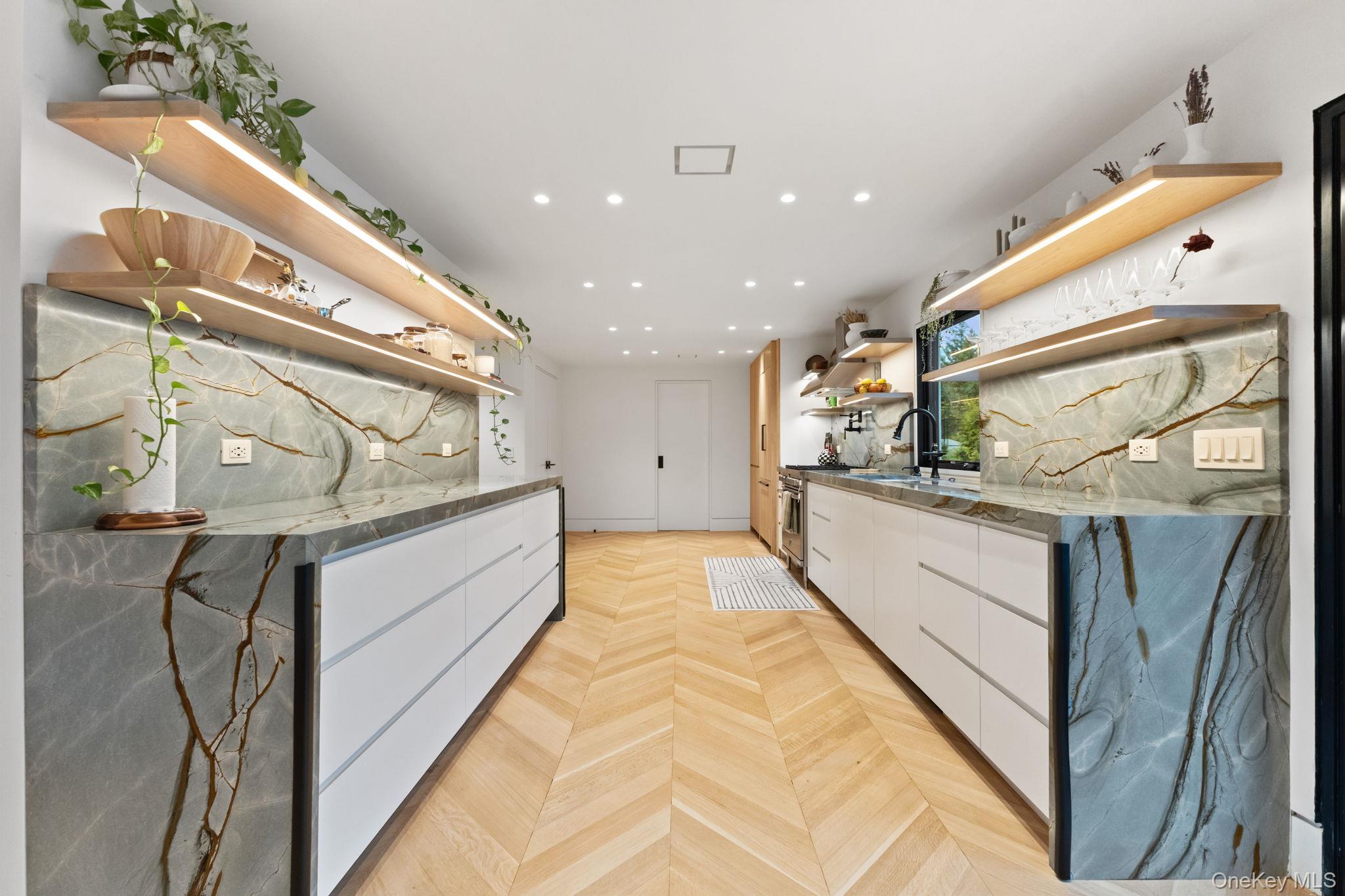 #13 photo, 1824 Morningview Drive, Yorktown Heights , NY 10598