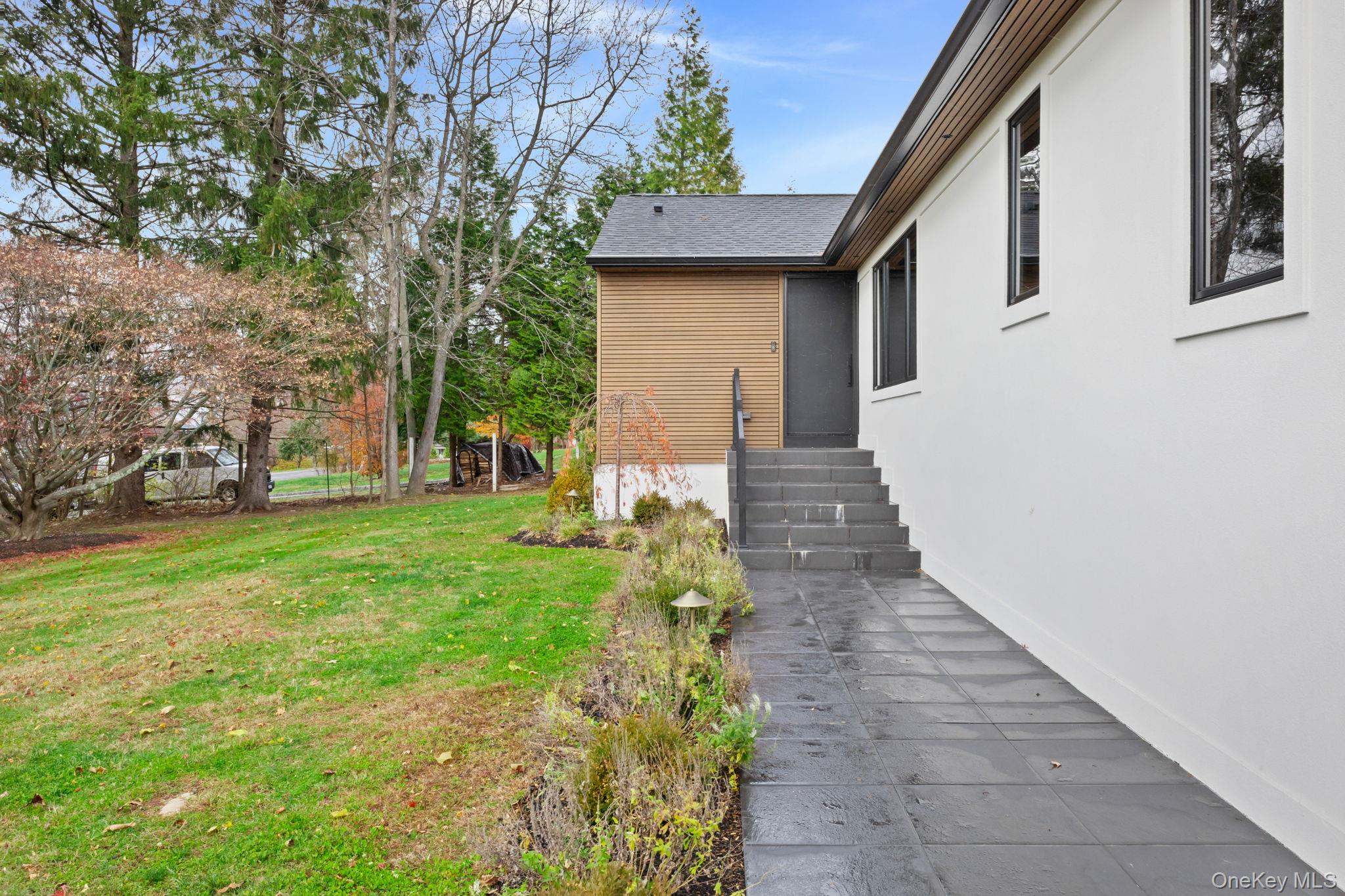 #2 photo, 1824 Morningview Drive, Yorktown Heights , NY 10598