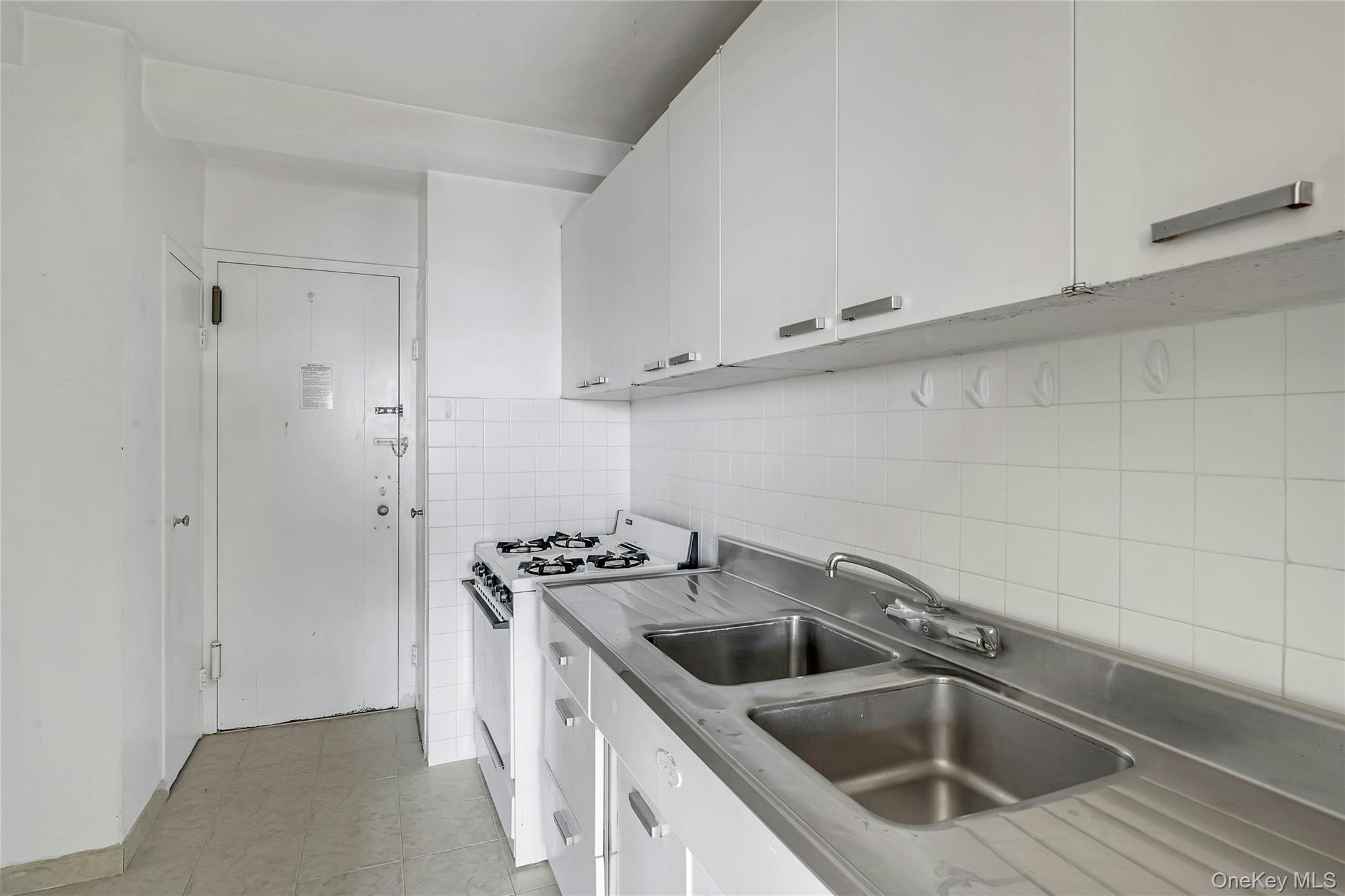 #12 photo, 1 Fordham Hill Oval, Bronx , NY 10468