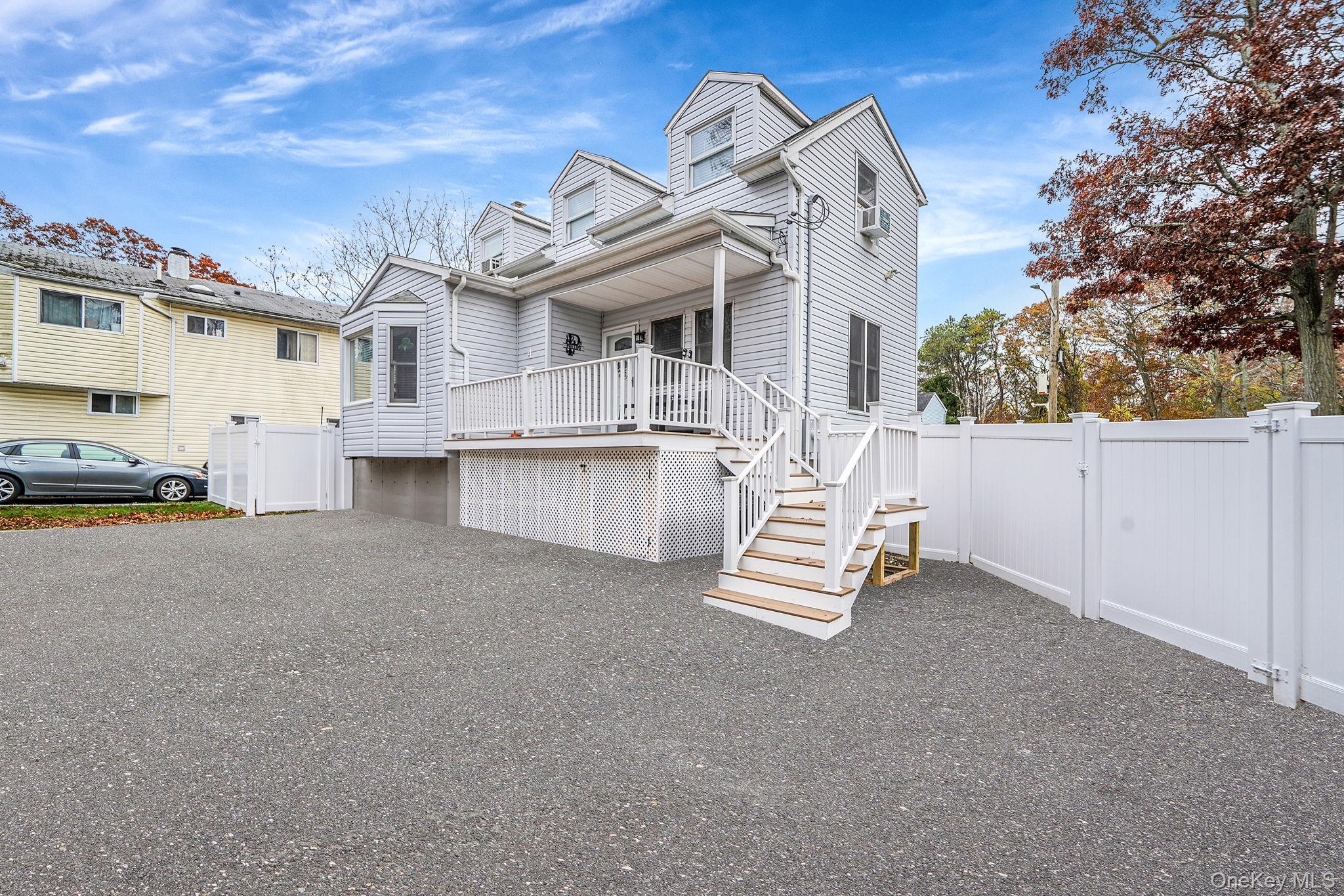 #3 photo, 4 Willow Road, Rocky Point , NY 11778