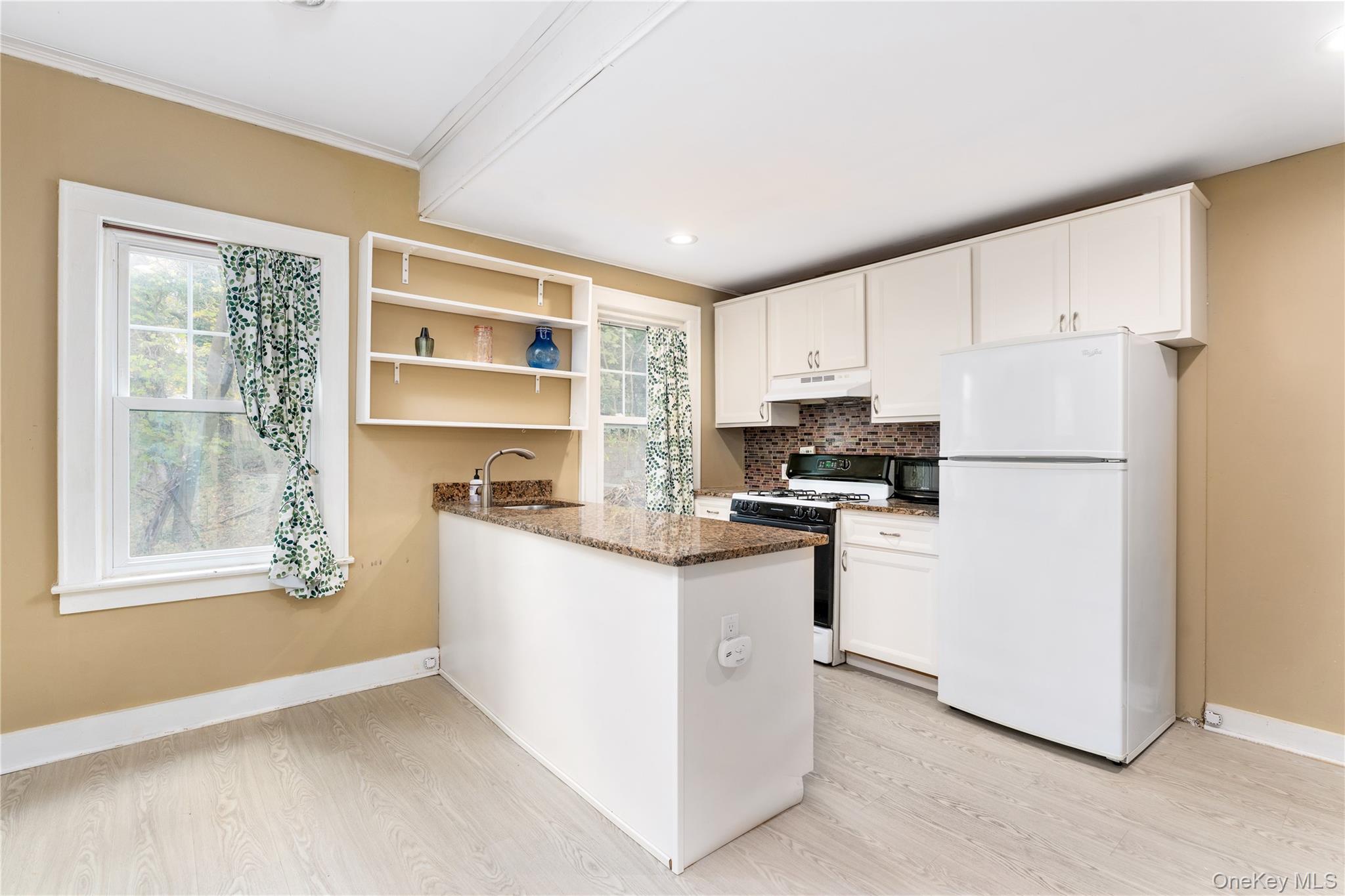 #9 photo, 20 Stony Road, Stony Brook , NY 11790