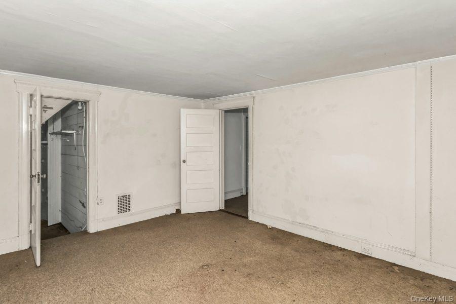 #18 photo, 113 Murray Avenue, Port Washington , NY 11050