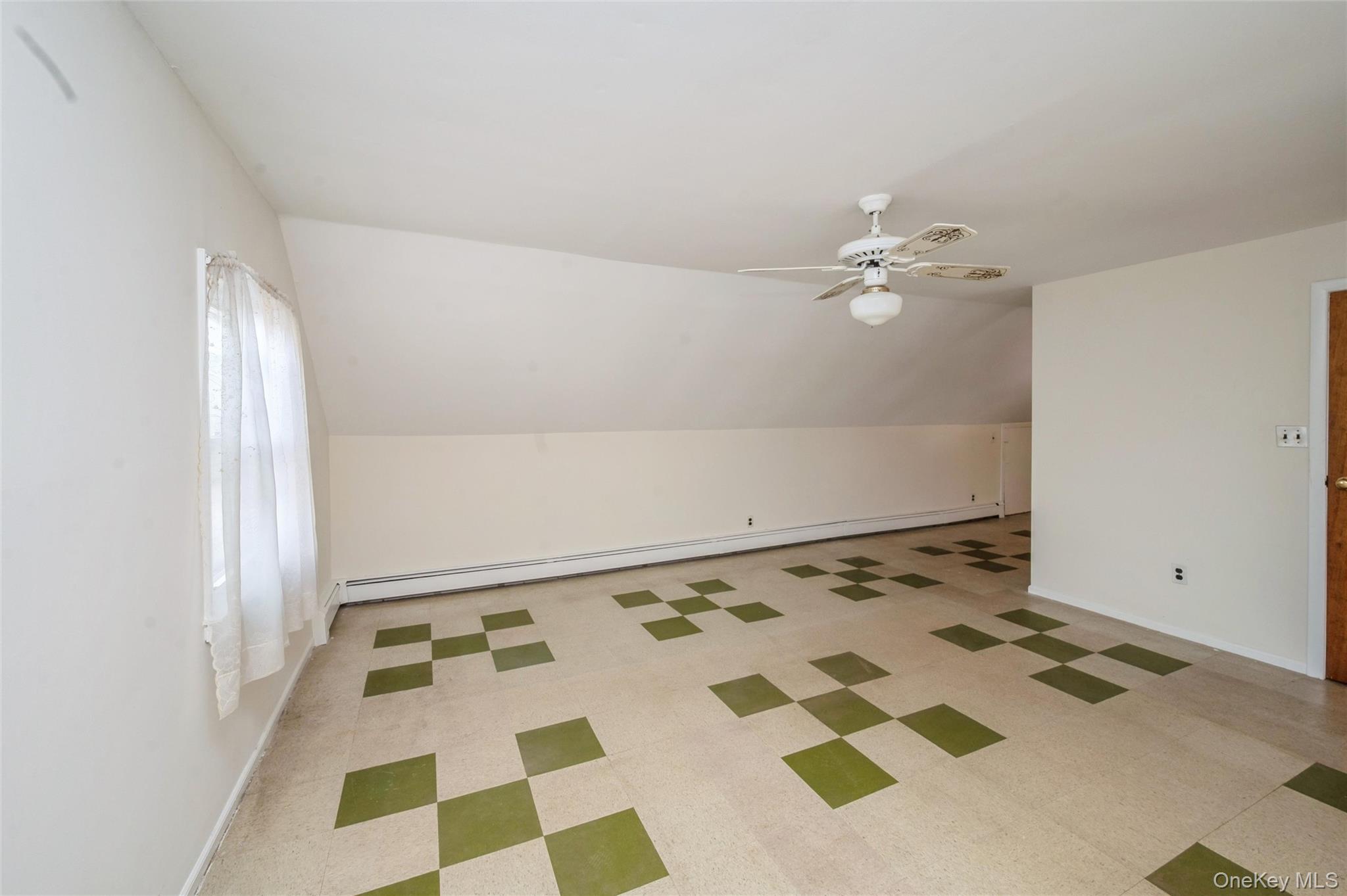 #16 photo, 7 W Bay Shore Road, Bay Shore , NY 11706