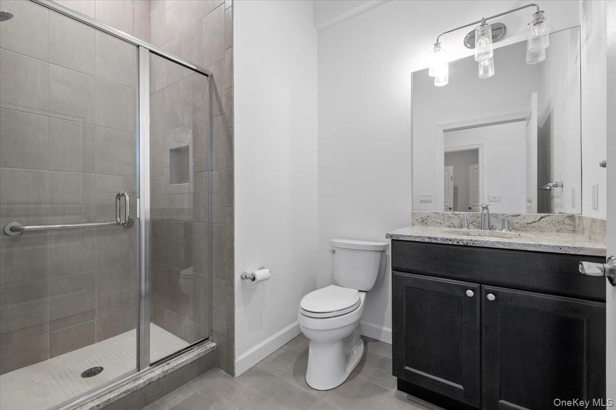 #15 photo, 240 Fall Court, Elwood , NY 11731