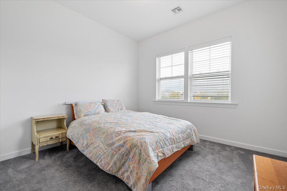 #16 photo, 240 Fall Court, Elwood , NY 11731