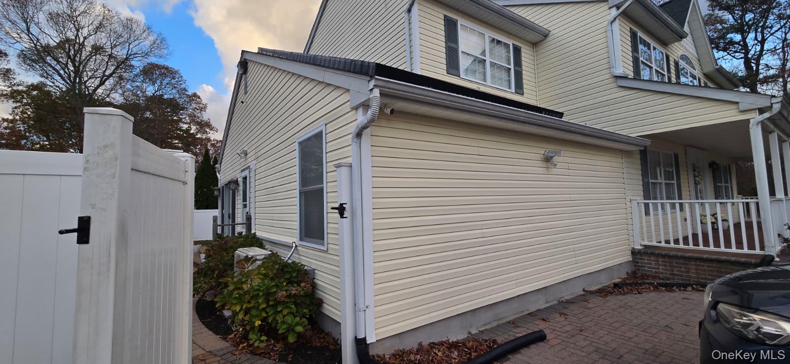 #2 photo, 21 Camp Fire Lane, Coram , NY 11727