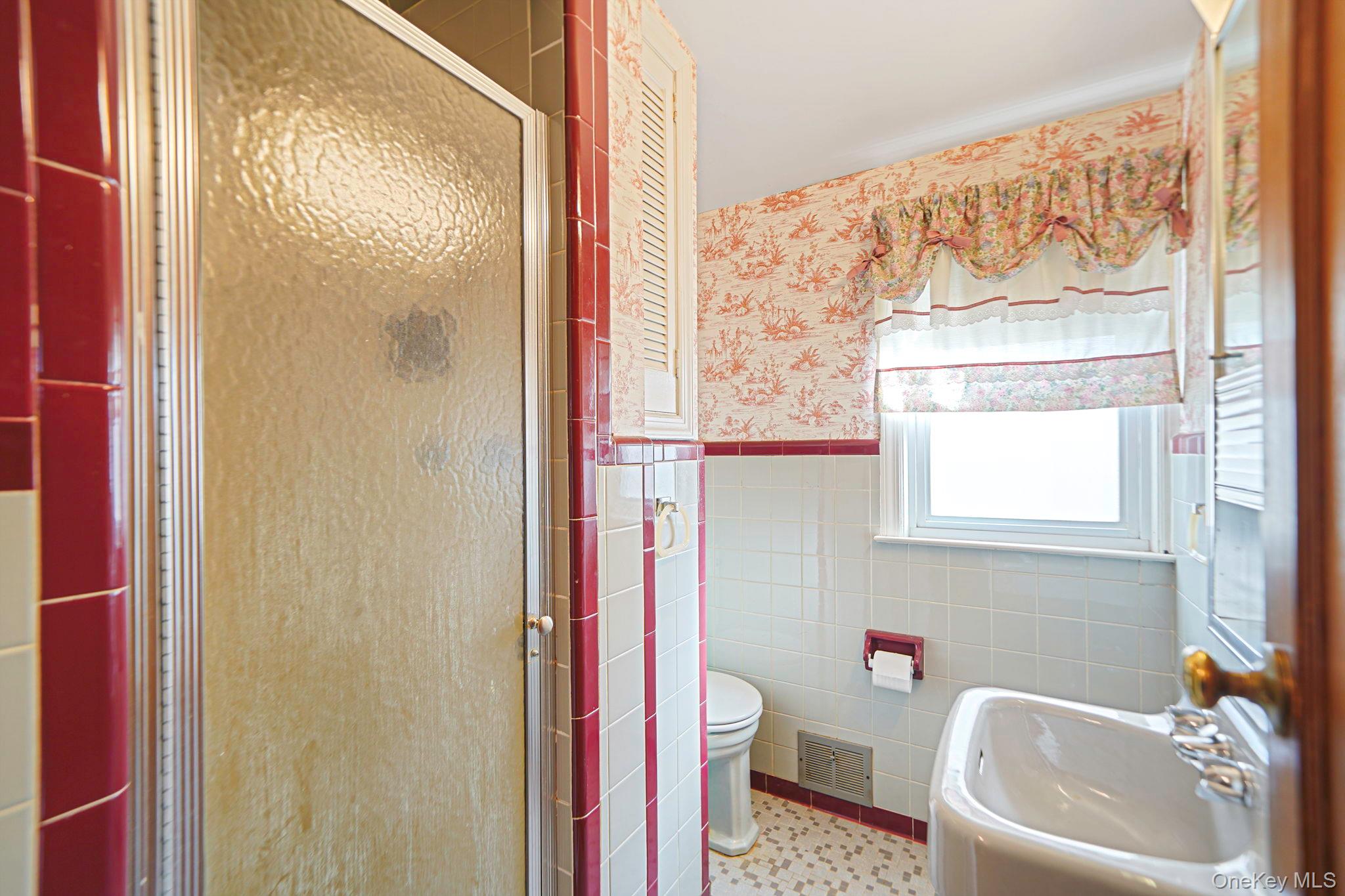 #9 photo, 15 Berkshire Road, Merrick , NY 11566