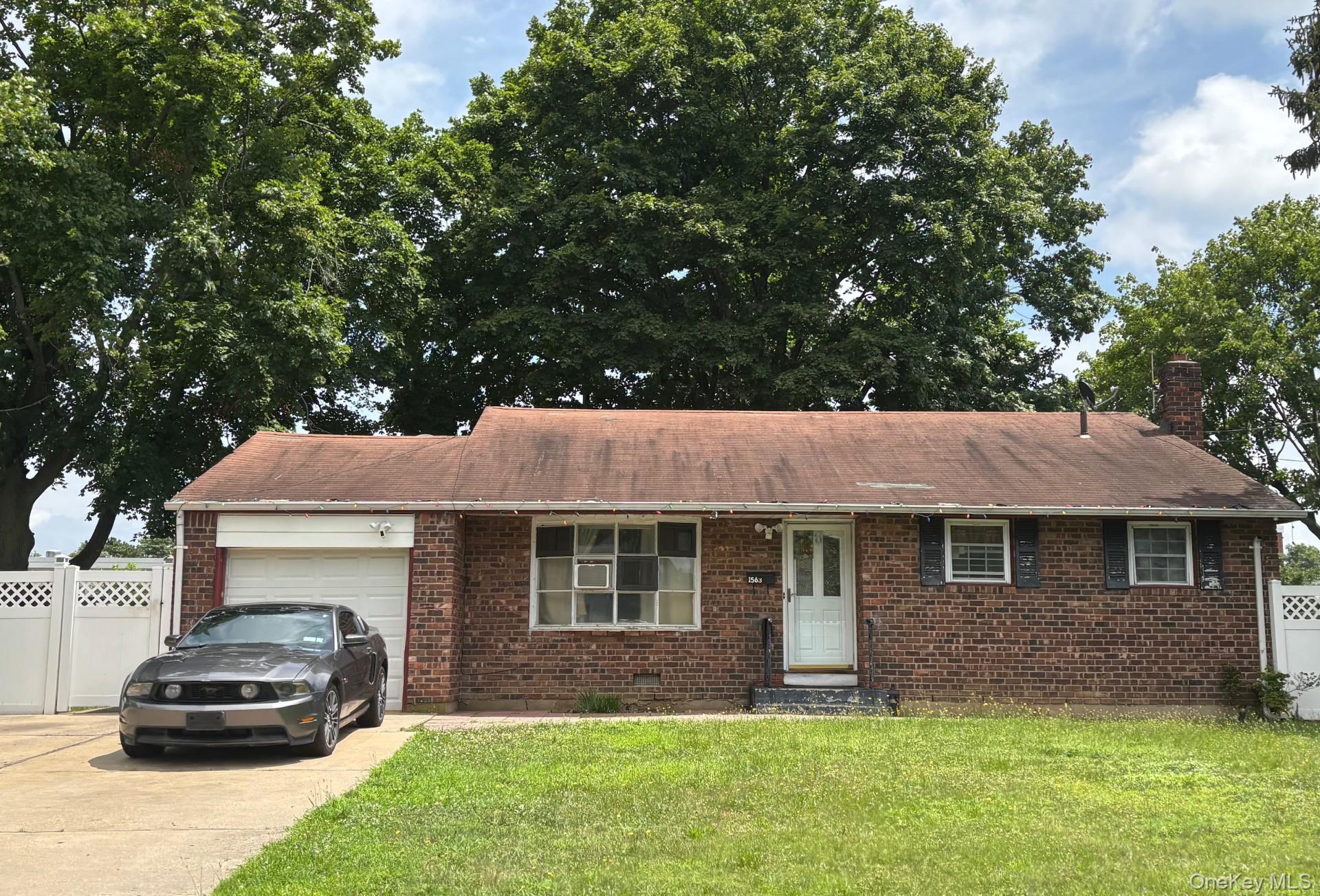 #1 photo, 1563 Baldwin Boulevard, Bay Shore , NY 11706