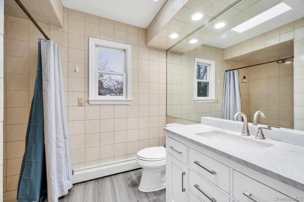 #28 photo, 9 Kimberly Avenue Avenue, サフォーク郡 Farmingville , NY 11738