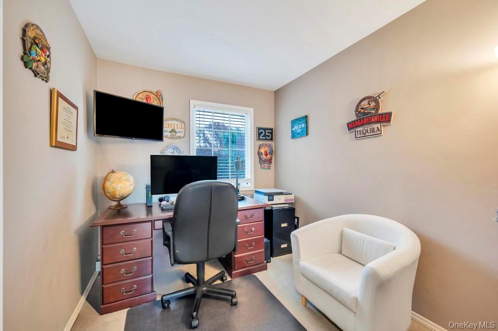 #32 photo, 9 Kimberly Avenue Avenue, サフォーク郡 Farmingville , NY 11738