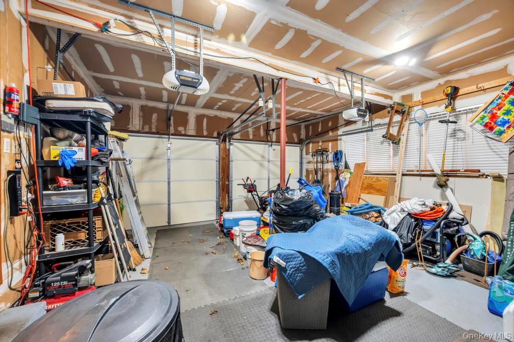 #43 photo, 9 Kimberly Avenue Avenue, サフォーク郡 Farmingville , NY 11738