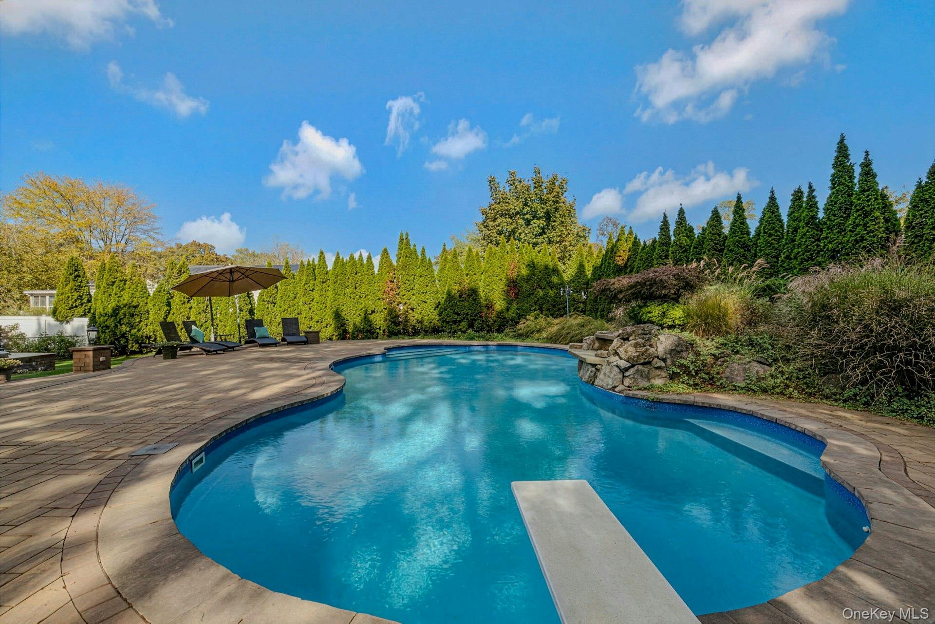 #31 photo, 89 Walnut Street, Lake Grove , NY 11755