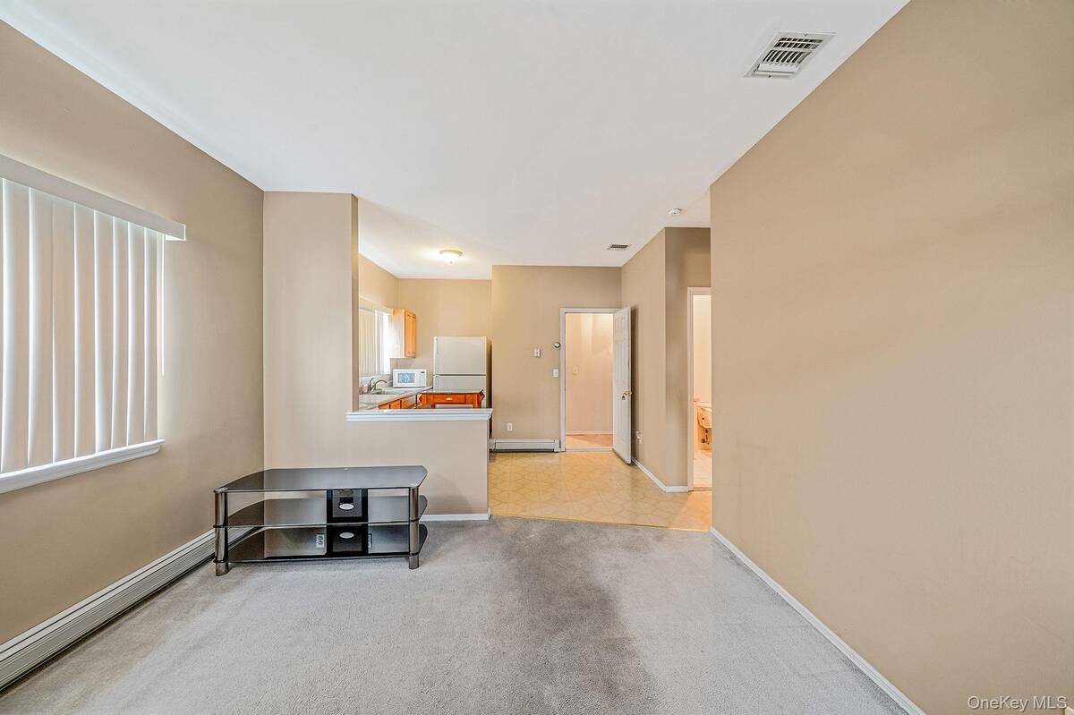 #21 photo, 1 Monaco Court, サフォーク郡 Ronkonkoma , NY 11779