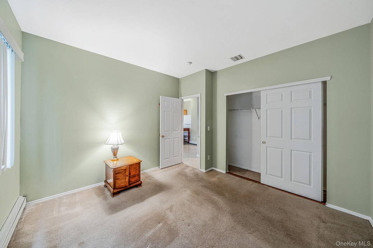 #22 photo, 1 Monaco Court, サフォーク郡 Ronkonkoma , NY 11779