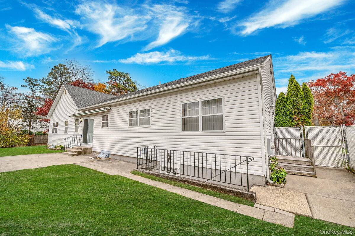 #31 photo, 1 Monaco Court, サフォーク郡 Ronkonkoma , NY 11779