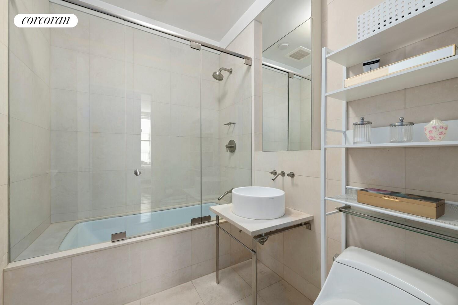 #10 photo, 52 THOMAS Street, Tribeca , NY 10013