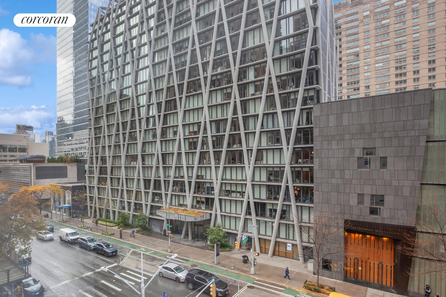 #6 photo, New York City, Lincoln Square , NY 10023