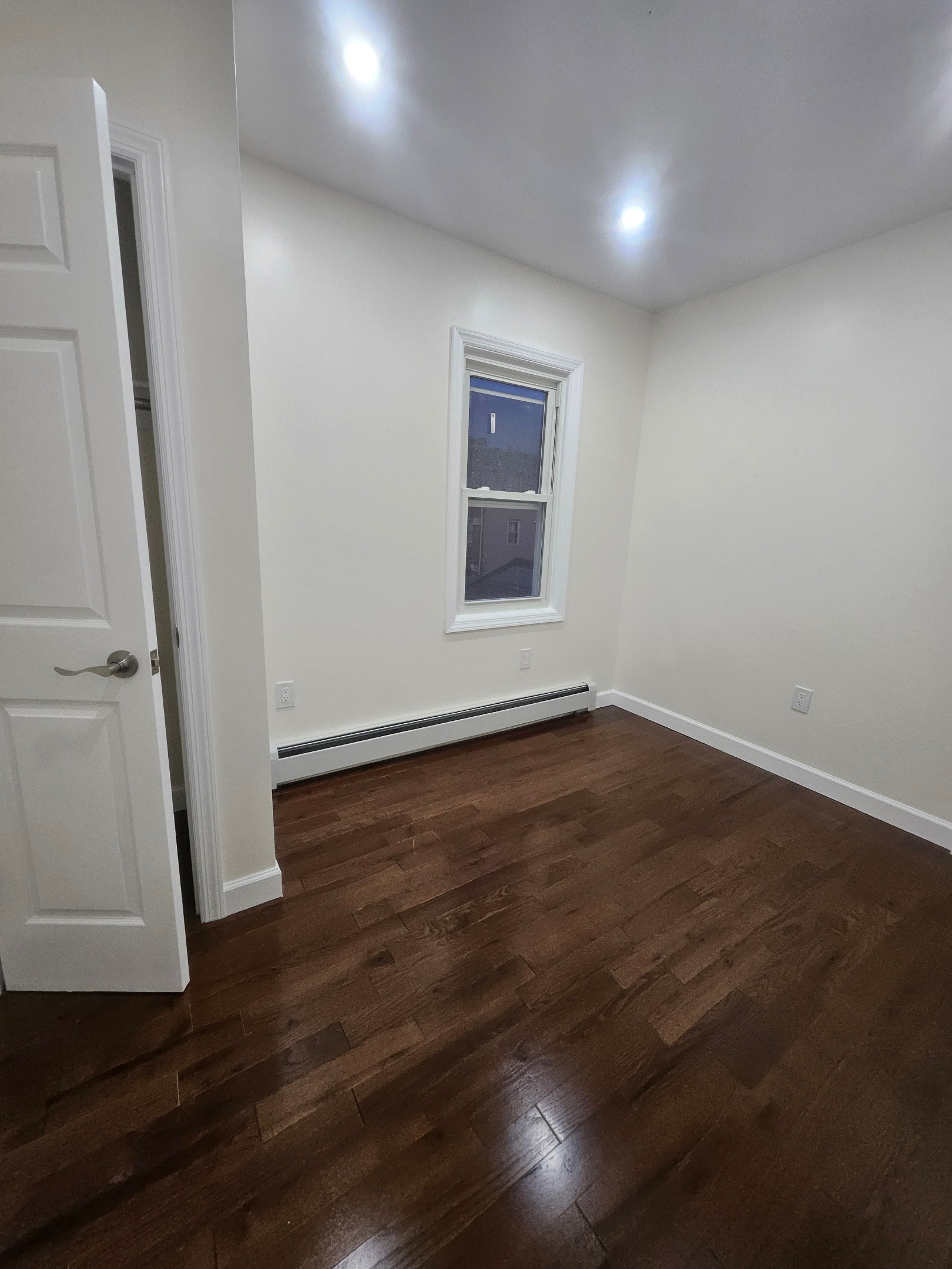 #5 photo, 94-19 116th Street, Richmond Hill , NY 11419