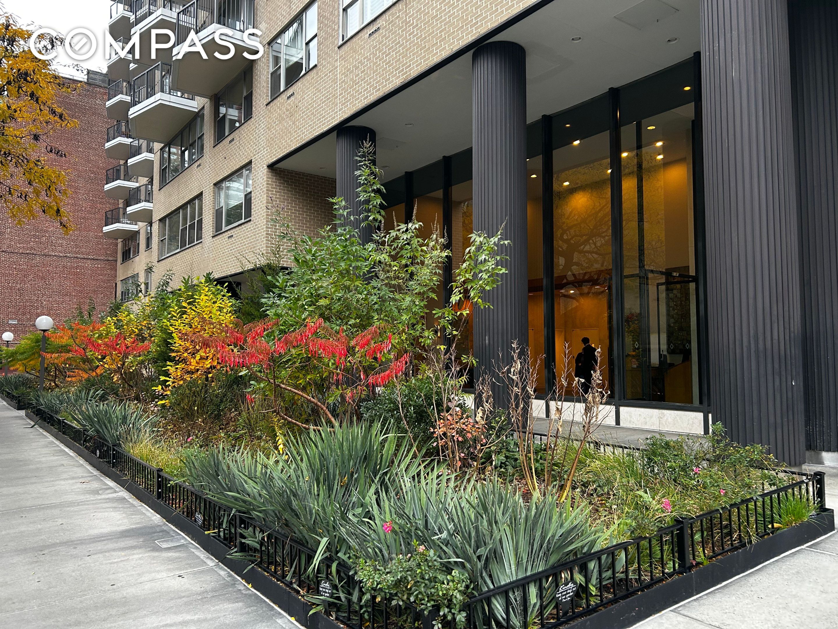 #9 photo, 80 Central Park W, Upper West Side , NY 10023