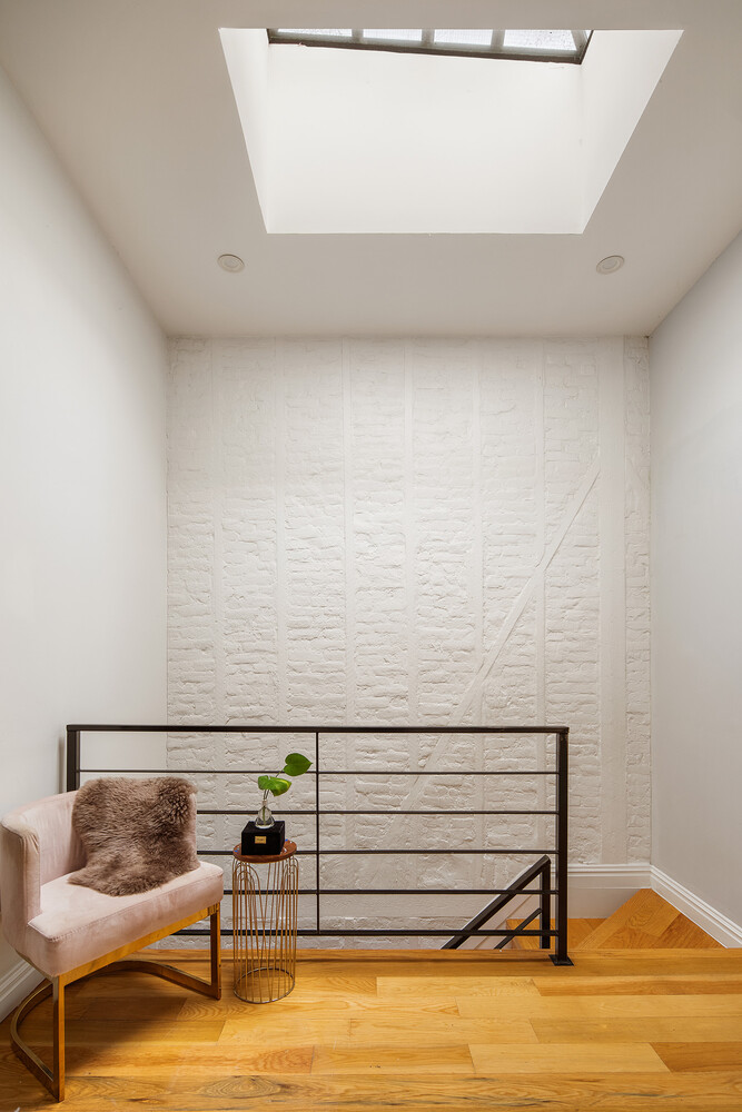 #10 photo, 29 FULTON Street, Fulton/Seaport , NY 10038