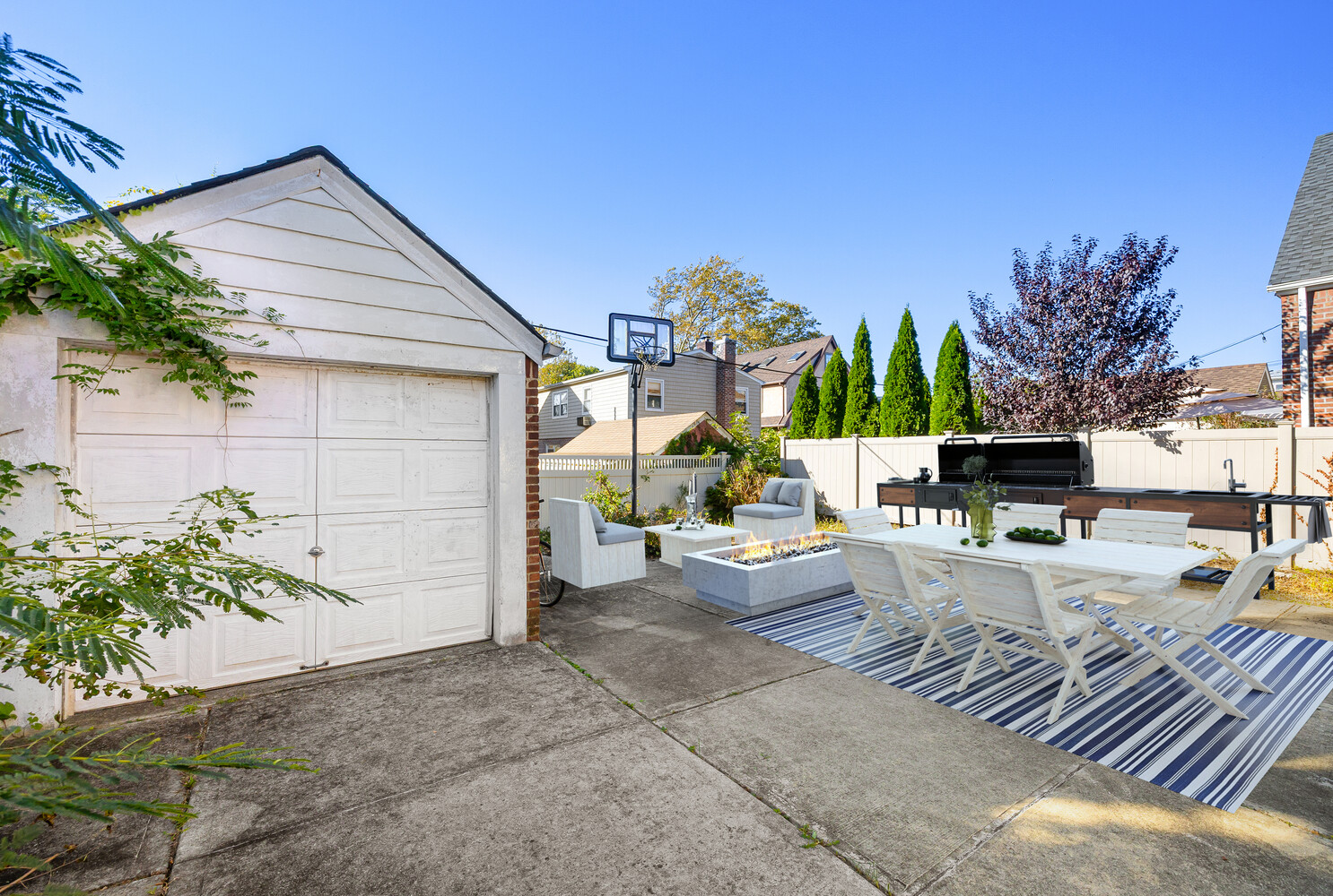 #11 photo, 27-24 165TH Street, Flushing , NY 11358