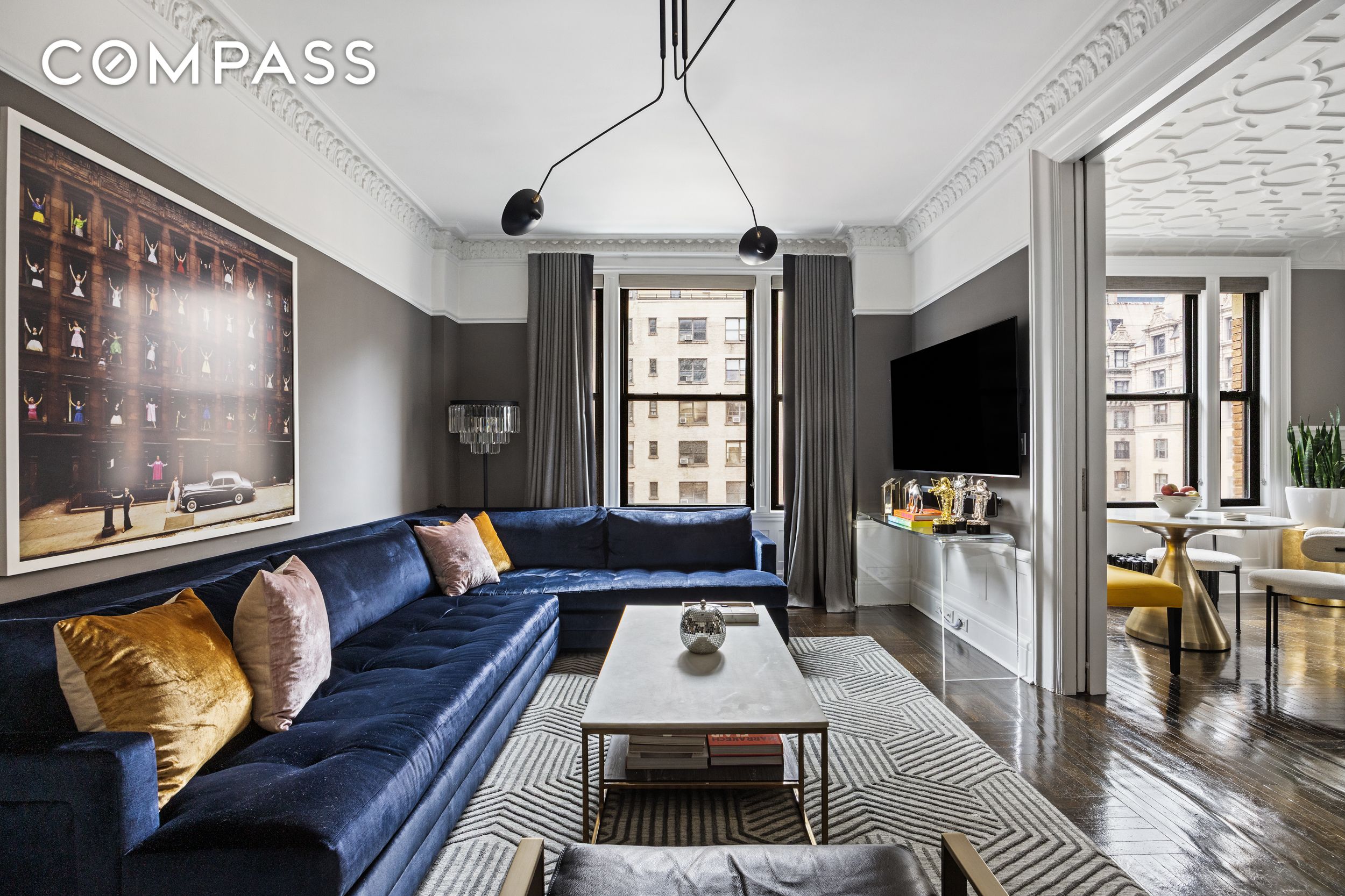 #10 photo, 200 W 54th Street, Theater District , NY 10019