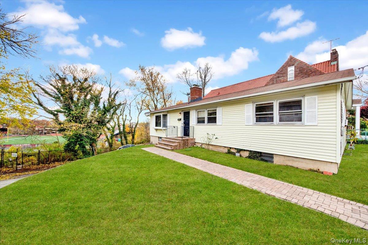 #2 photo, 400 Egmont Avenue, Mount Vernon , NY 10553