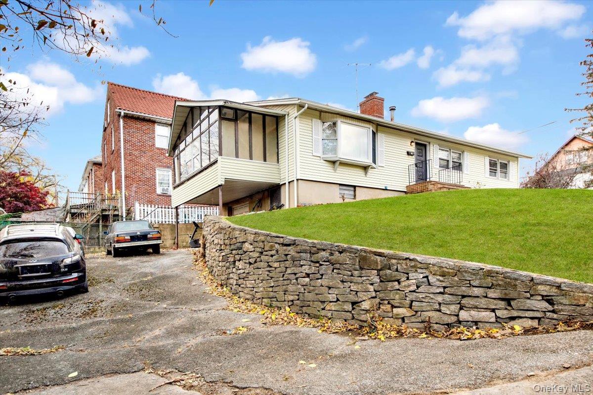 #20 photo, 400 Egmont Avenue, Mount Vernon , NY 10553