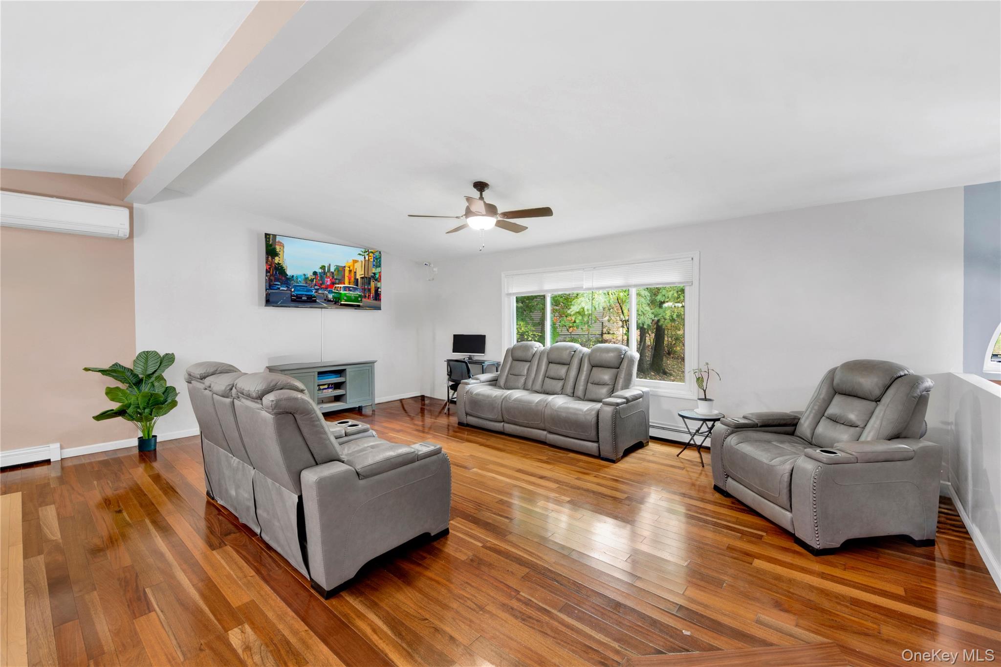 #5 photo, 241 Overlook Road, Poughkeepsie , NY 12603