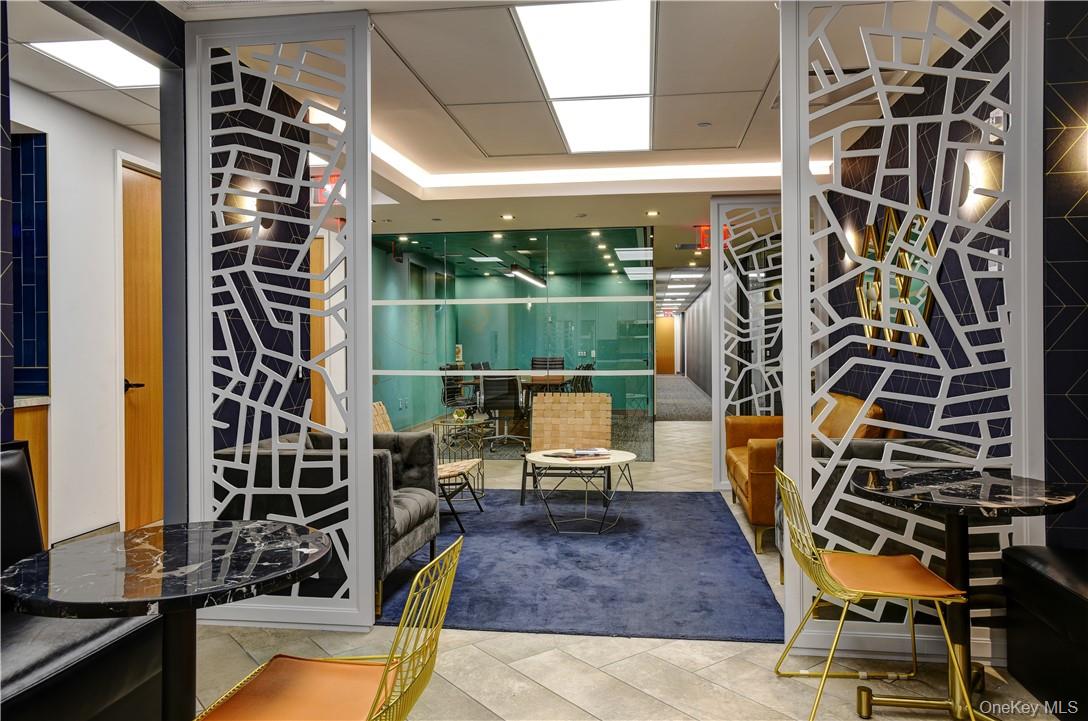 #20 photo, 420 E Lexington Avenue, New York (Manhattan) , NY 10170